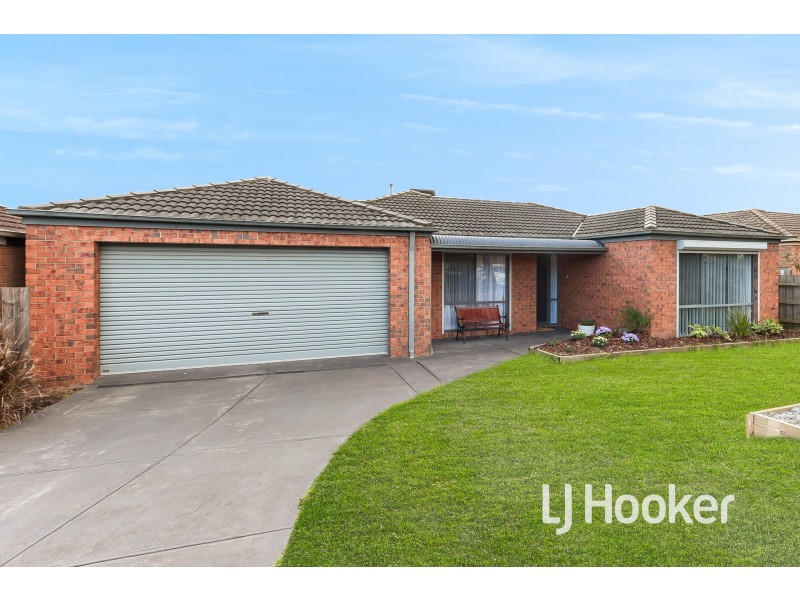 13 Niagara Court, Hampton Park VIC 3976
