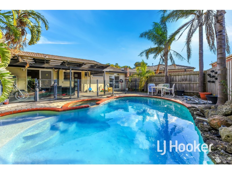 3 Kooyong Close, Hampton Park VIC 3976