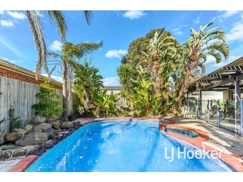 3 Kooyong Close, Hampton Park VIC 3976