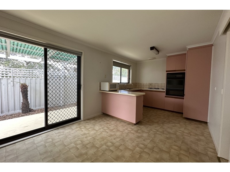 4/99-103 Cairns Road, Hampton Park VIC 3976