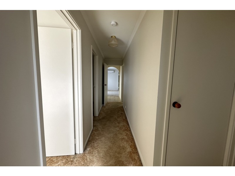 4/99-103 Cairns Road, Hampton Park VIC 3976