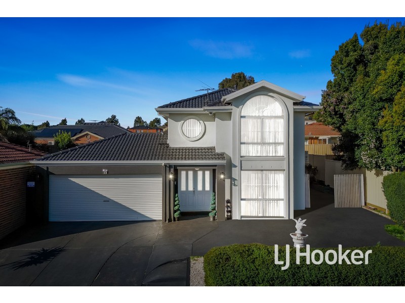 28 Lake View Drive, Narre Warren South VIC 3805