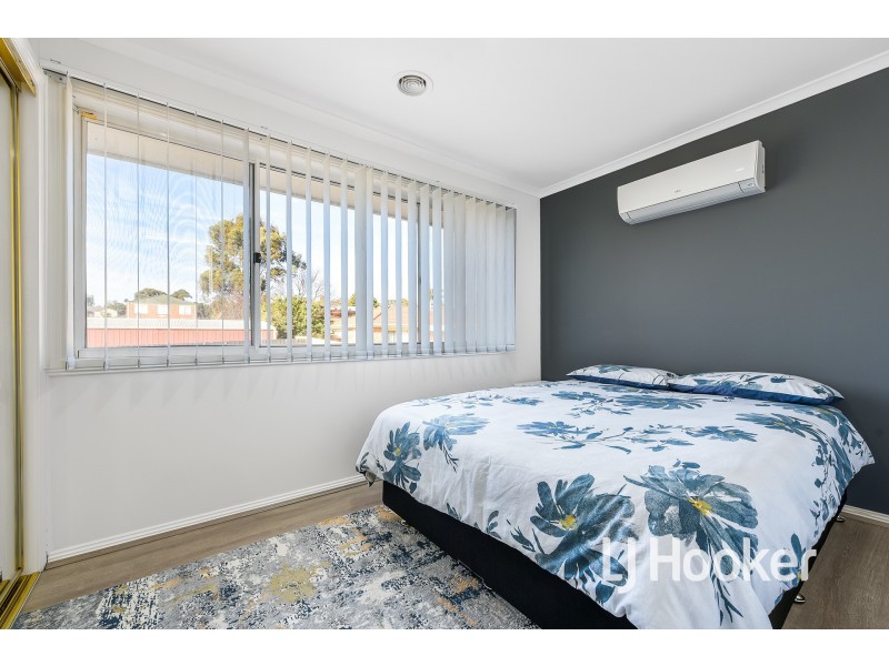28 Lake View Drive, Narre Warren South VIC 3805