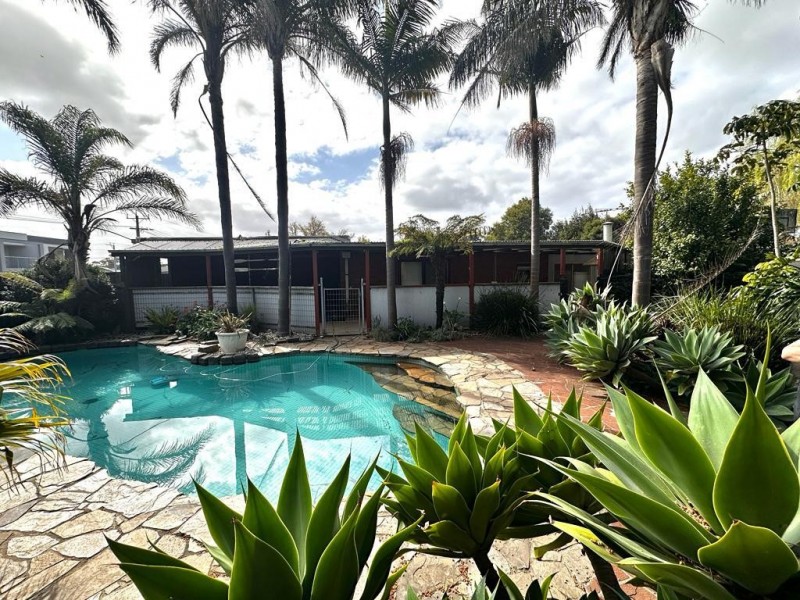 23 Ballarto Road, Clyde VIC 3978