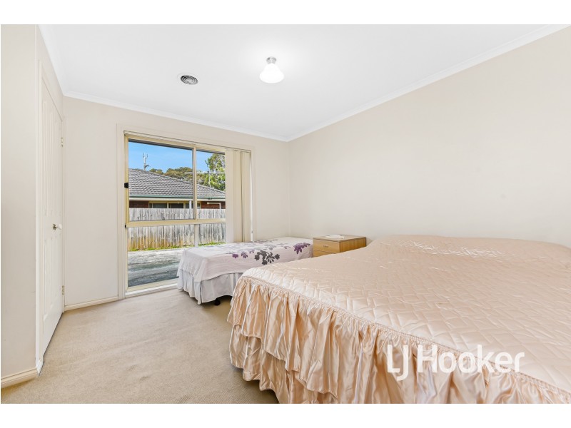2/151 Cairns Road, Hampton Park VIC 3976