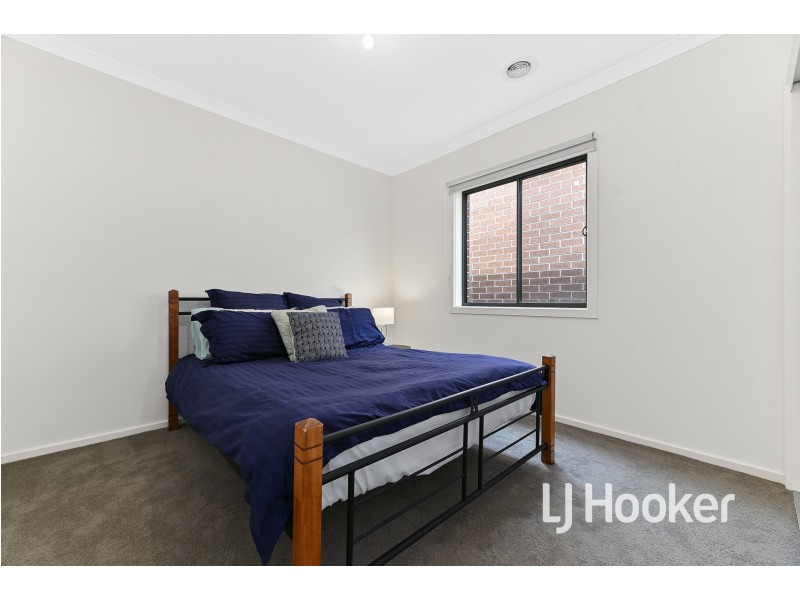 16 Kate Avenue, Hampton Park VIC 3976