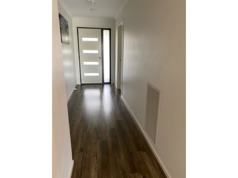 11 Cottle Drive, Clyde VIC 3978