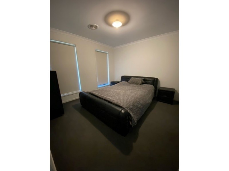 11 Cottle Drive, Clyde VIC 3978