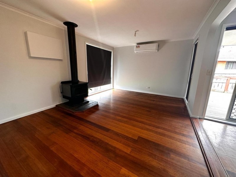 11 Silvan Grove, Hampton Park VIC 3976