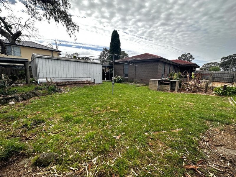 11 Silvan Grove, Hampton Park VIC 3976