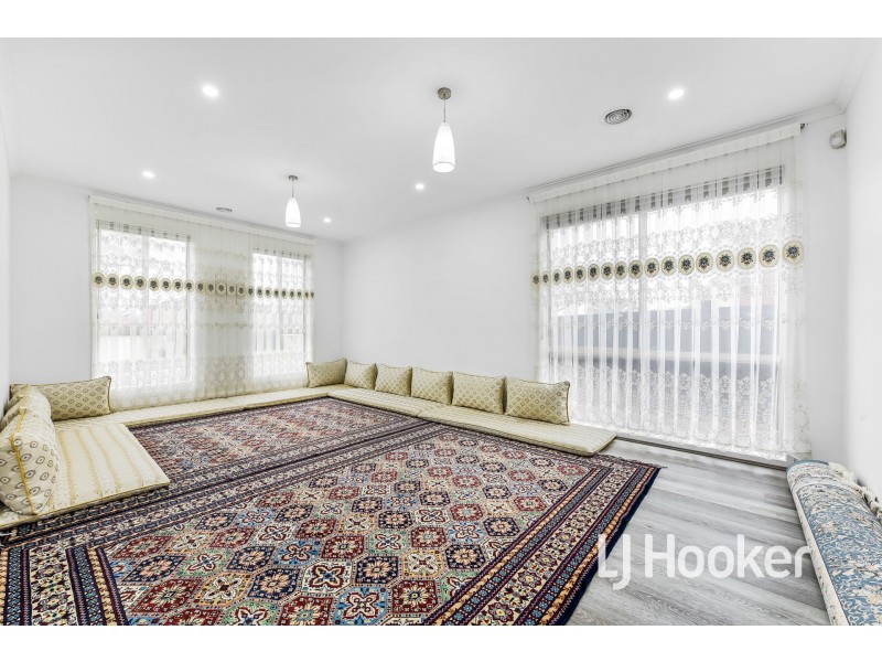 1 Eureka Crescent, Narre Warren South VIC 3805