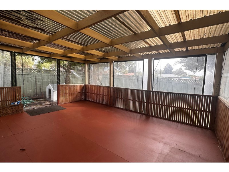 42 Pound Road, Hampton Park VIC 3976