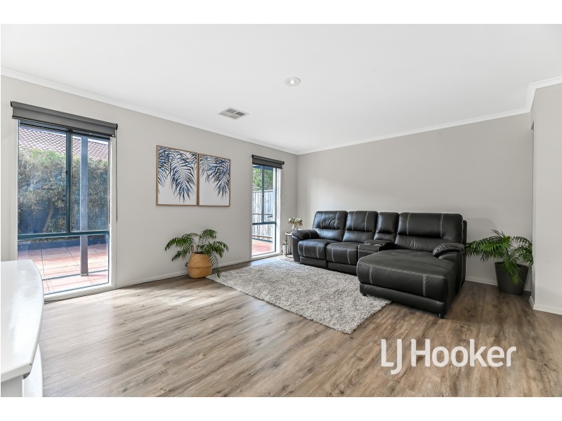 8 Somerset Court, Narre Warren South VIC 3805