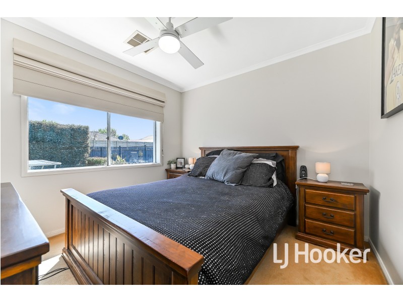 8 Somerset Court, Narre Warren South VIC 3805