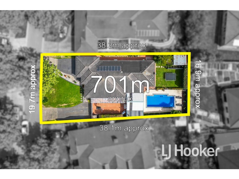 8 Somerset Court, Narre Warren South VIC 3805