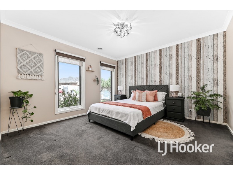 7 Aylesbury Court, Hampton Park VIC 3976