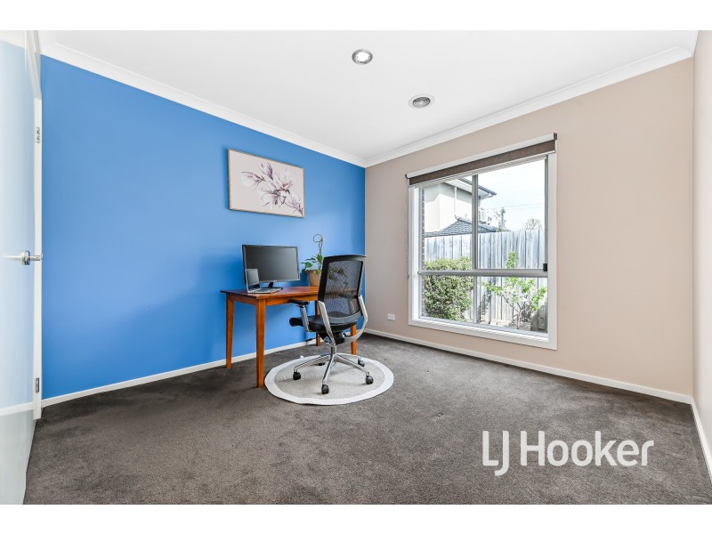 7 Aylesbury Court, Hampton Park VIC 3976