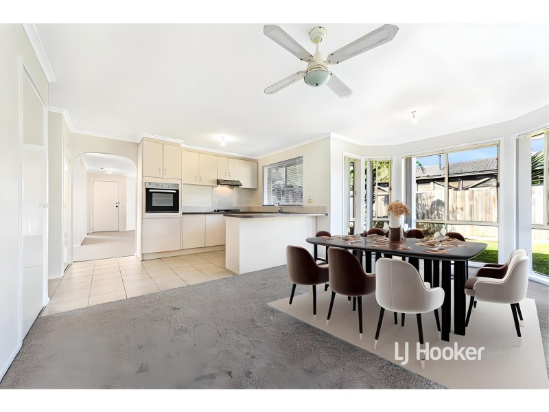 16 The Parkway, Hampton Park VIC 3976