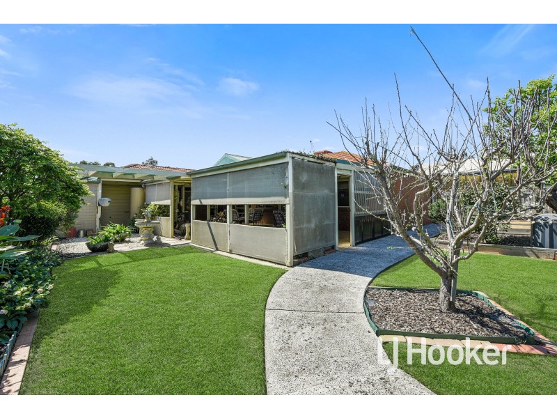 6 Berwick-Cranbourne Road, Cranbourne East VIC 3977