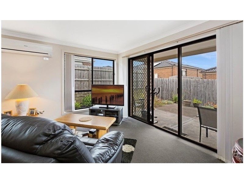 4 Alapont Close, Pakenham VIC 3810