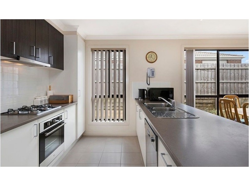 4 Alapont Close, Pakenham VIC 3810