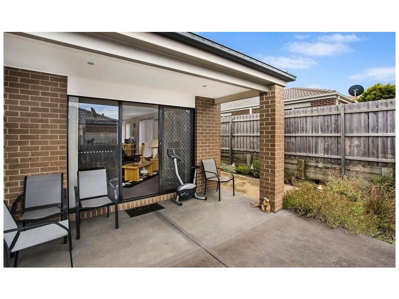 4 Alapont Close, Pakenham VIC 3810