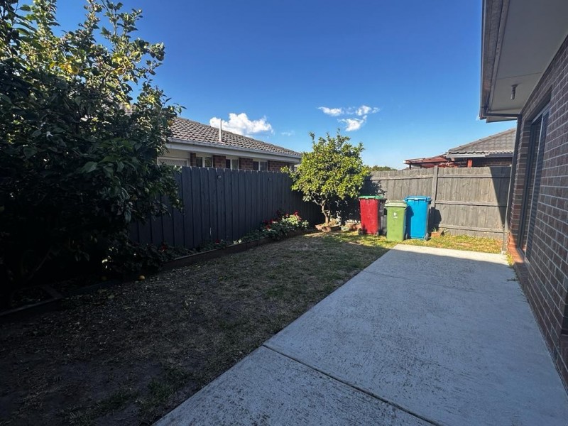 4 Bethune Drive, Hampton Park VIC 3976