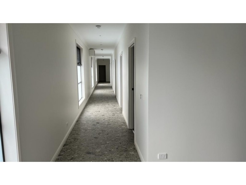 2 Albert Road, Hallam VIC 3803