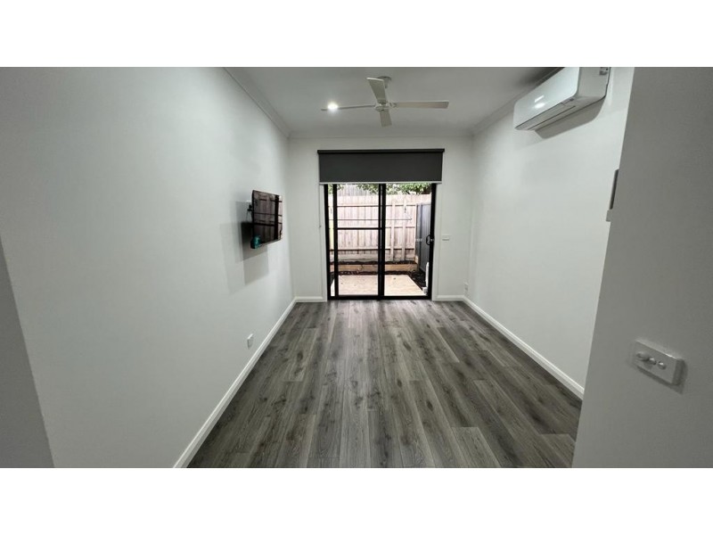 2 Albert Road, Hallam VIC 3803