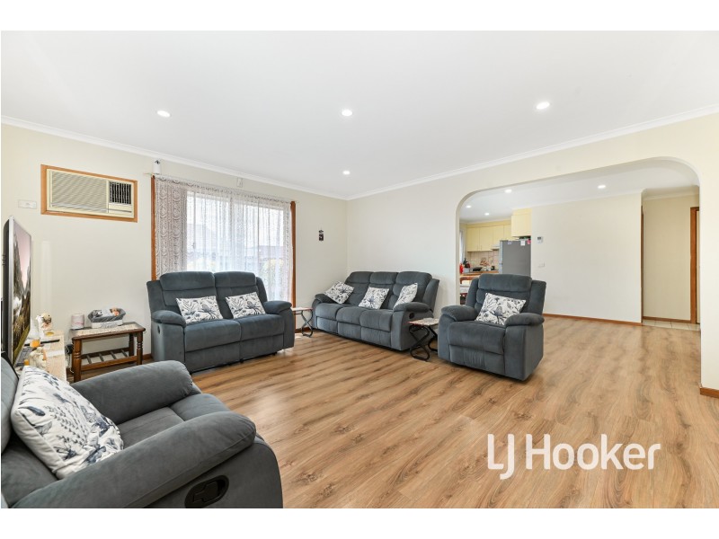 1/79 Oaktree Drive, Hampton Park VIC 3976