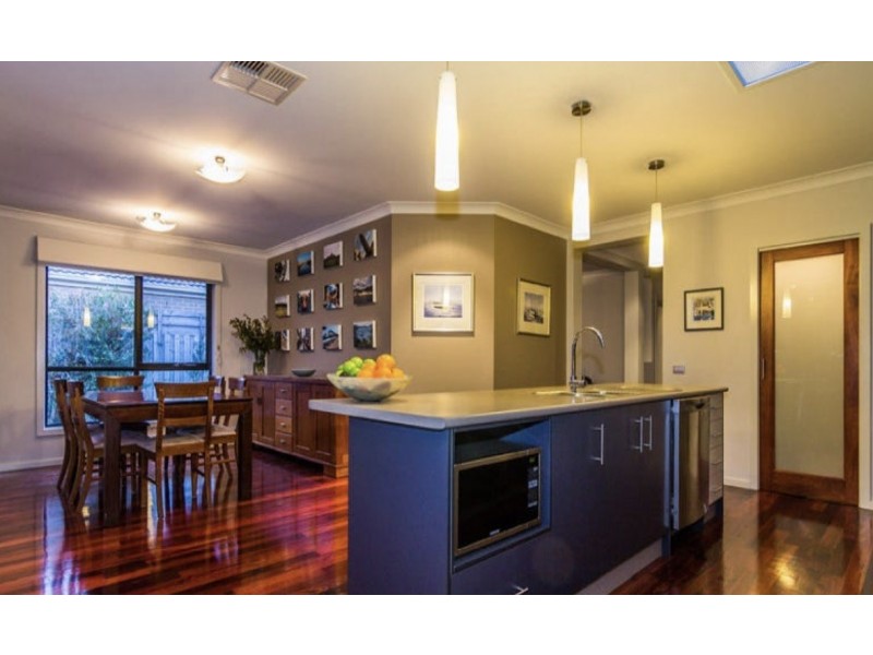 25 Henning Avenue, Lynbrook VIC 3975