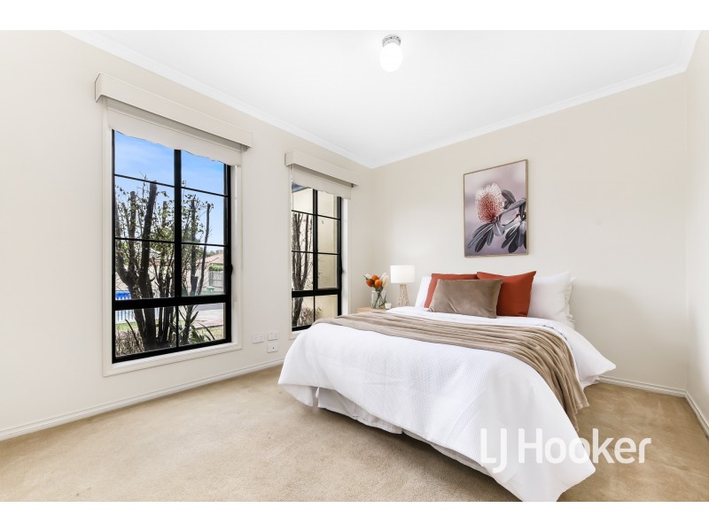 9 Eglinton Close, Berwick VIC 3806