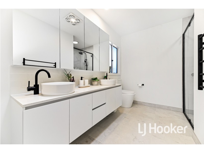 22 Terrestrial Road, Clyde North VIC 3978