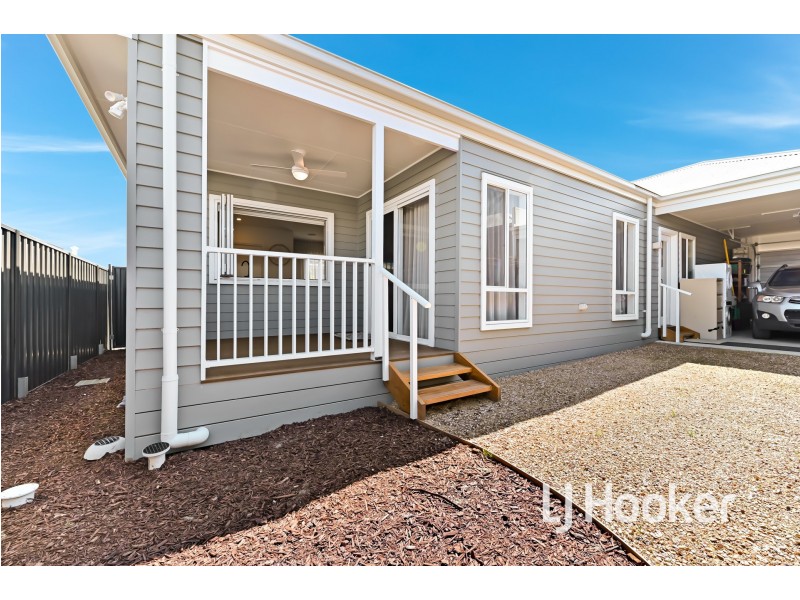 22 Terrestrial Road, Clyde North VIC 3978