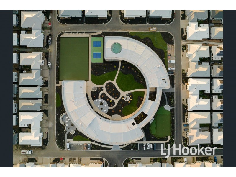 22 Terrestrial Road, Clyde North VIC 3978