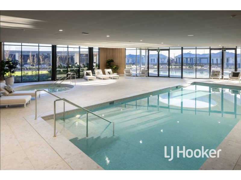 22 Terrestrial Road, Clyde North VIC 3978