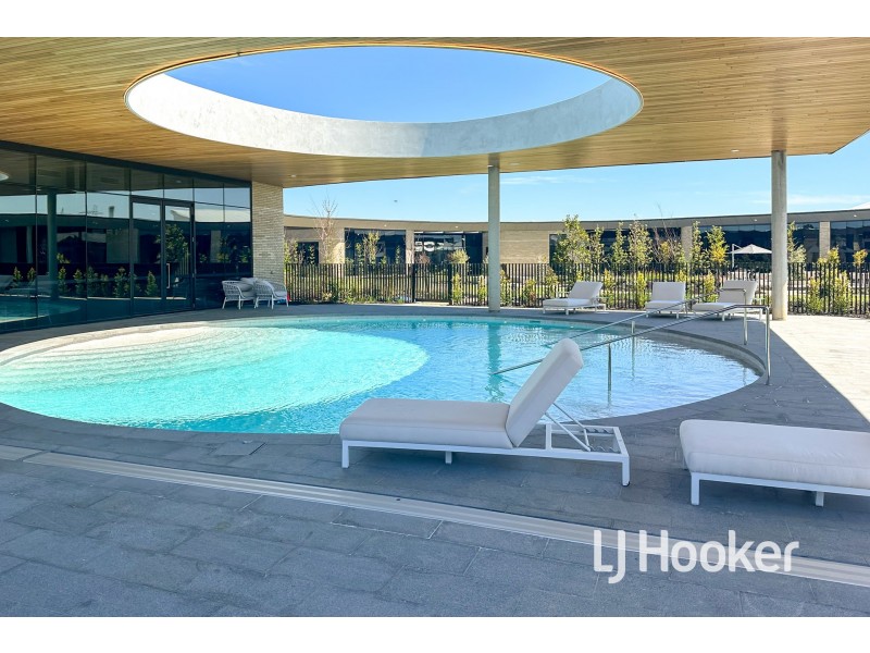 22 Terrestrial Road, Clyde North VIC 3978