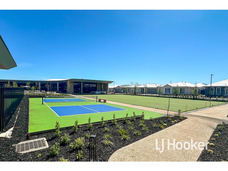 22 Terrestrial Road, Clyde North VIC 3978