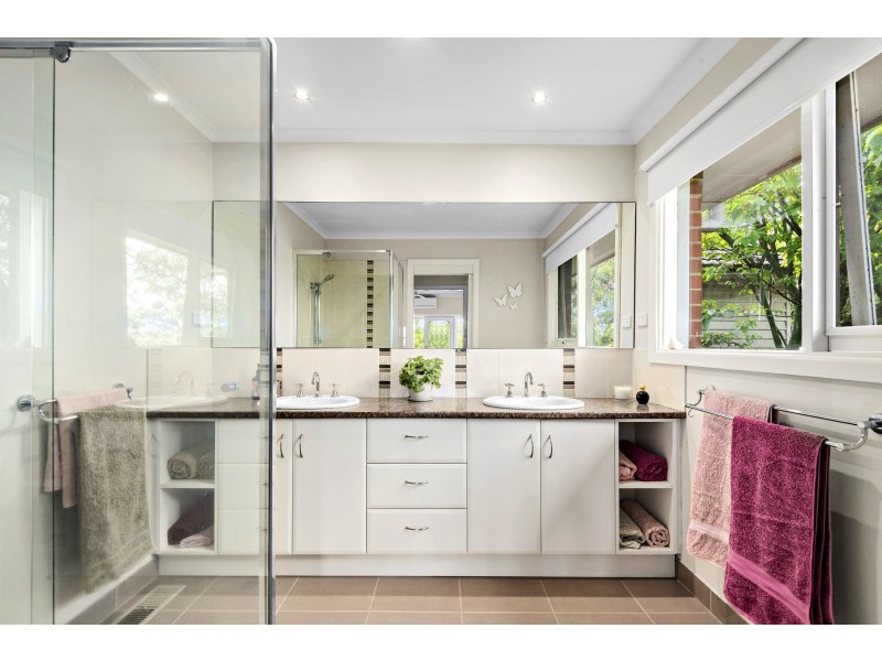 53 Peterson Road, Officer VIC 3809