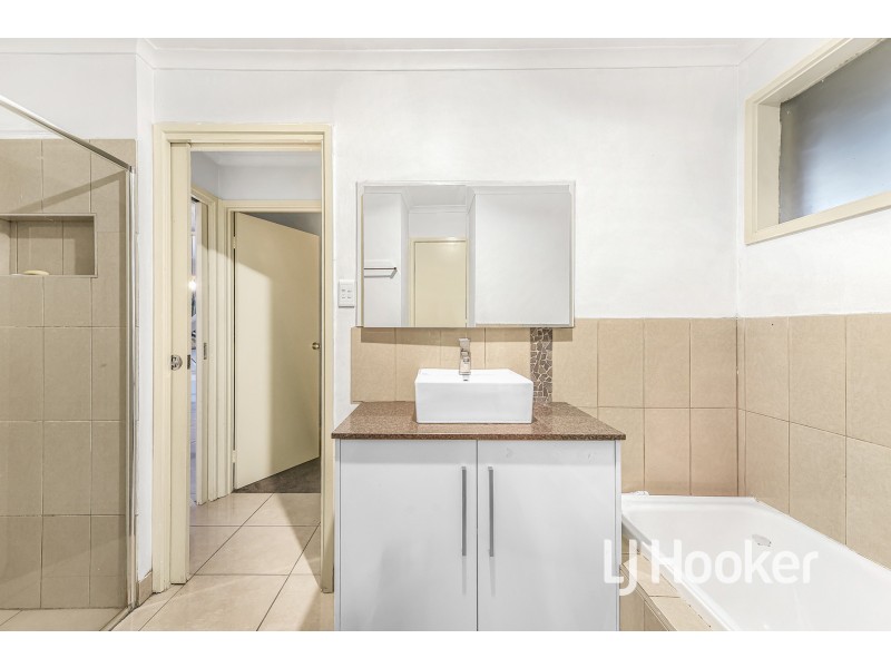 139 Warana Drive, Hampton Park VIC 3976