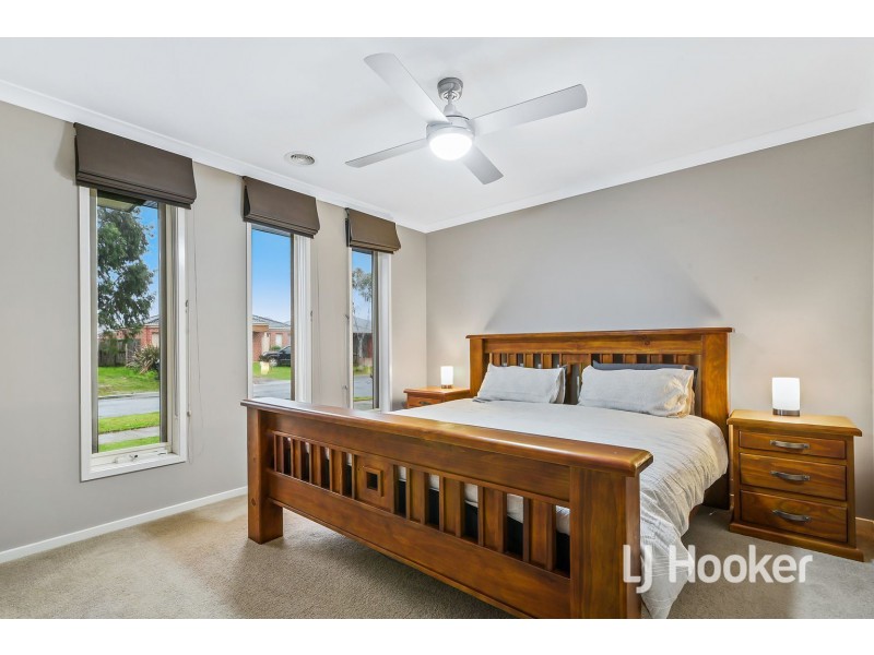 7 Ramel Way, Pakenham VIC 3810