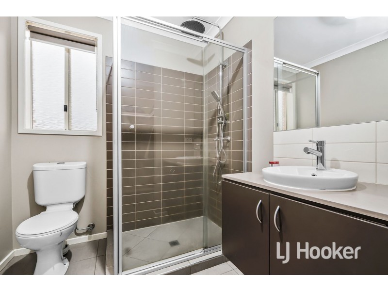 7 Ramel Way, Pakenham VIC 3810