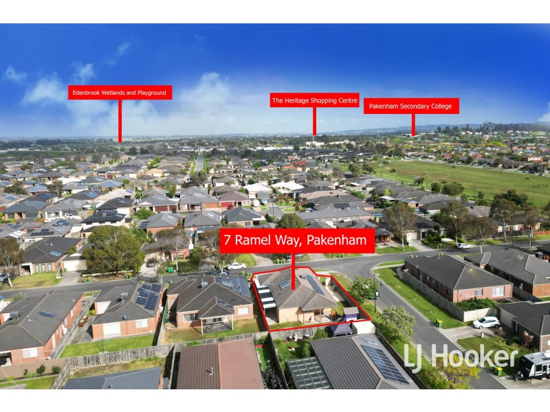 7 Ramel Way, Pakenham VIC 3810