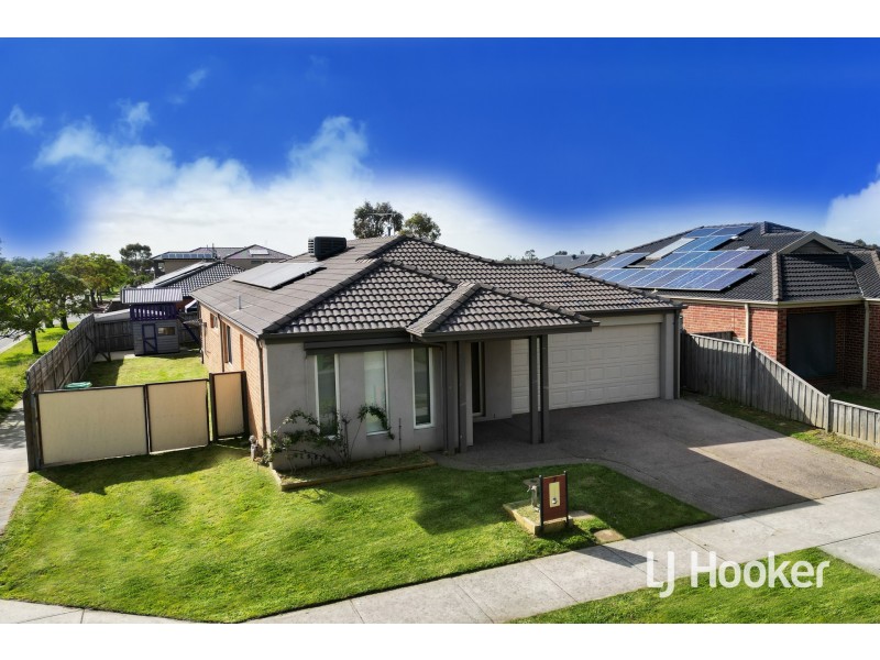 7 Ramel Way, Pakenham VIC 3810