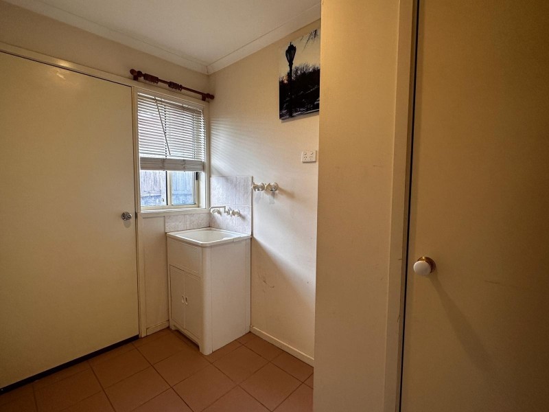 6 Greenlea Grove, Hampton Park VIC 3976