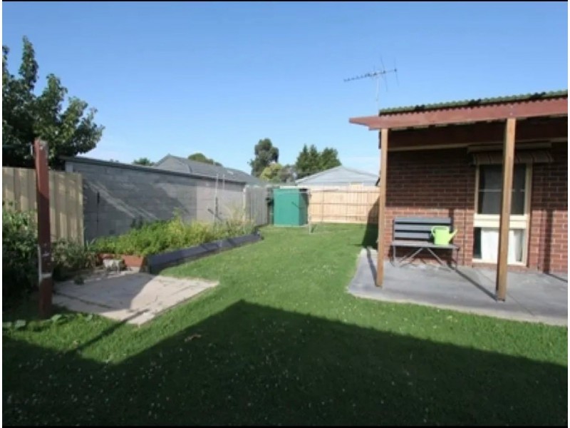 23 Somerville Road, Hampton Park VIC 3976