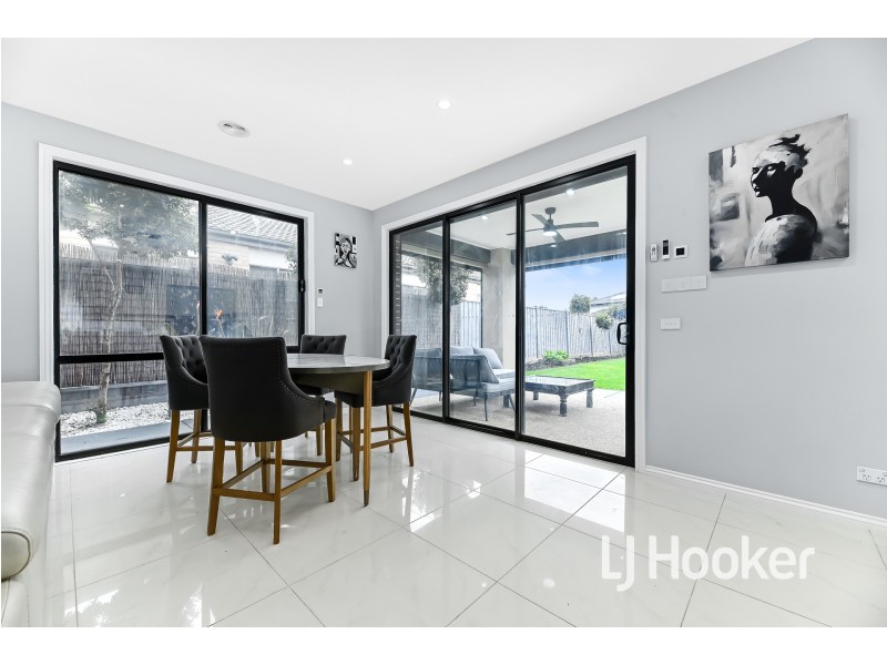 32 Lemongrove Way, Berwick VIC 3806