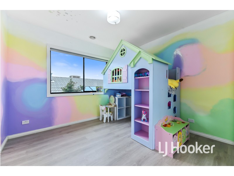 32 Lemongrove Way, Berwick VIC 3806