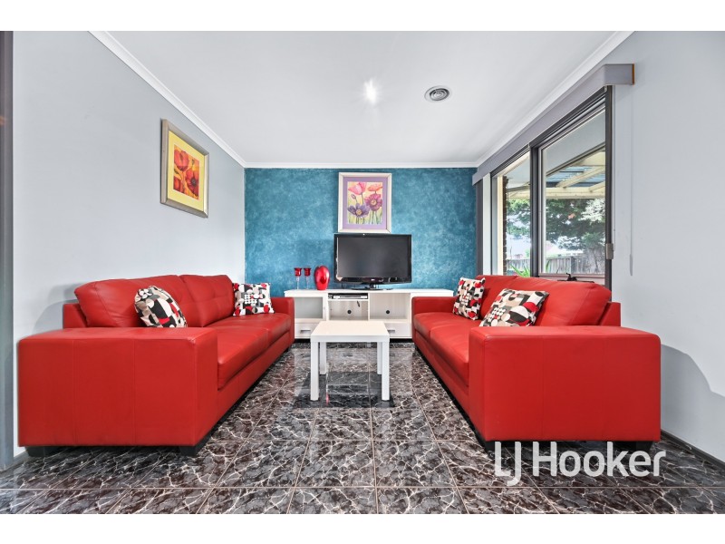 11 Ireland Avenue, Narre Warren VIC 3805