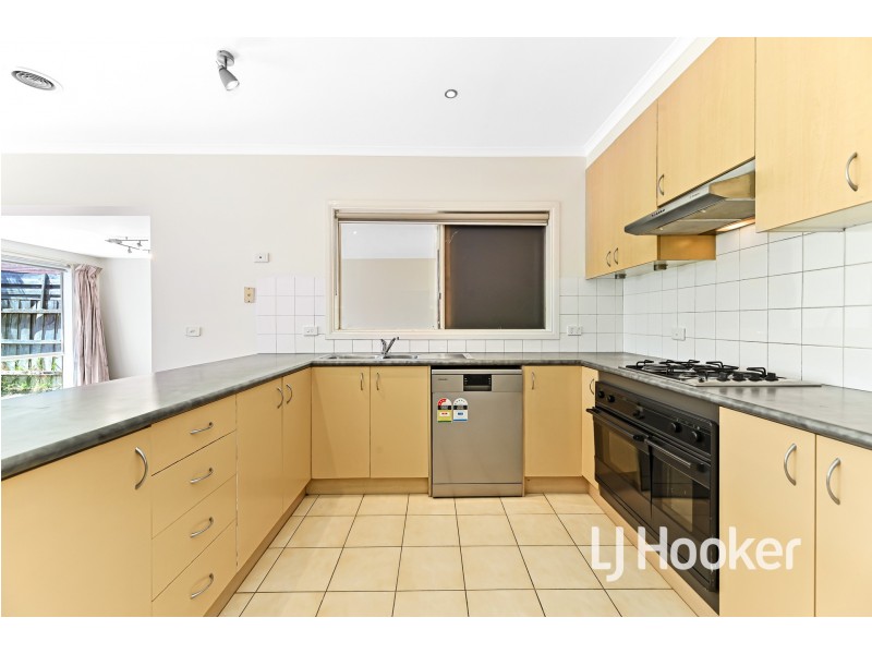 2/96 Botanical Grove, Doveton VIC 3177